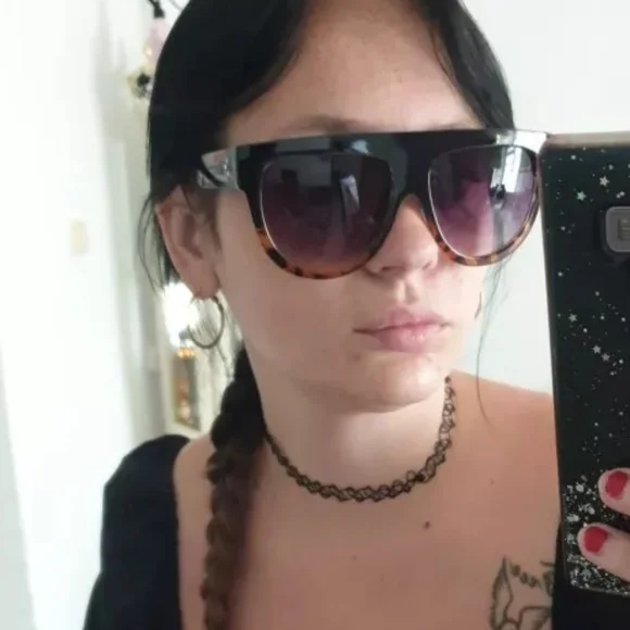 🍒 FLAT Top Oversized Sunglasses - Picture 6 of 9